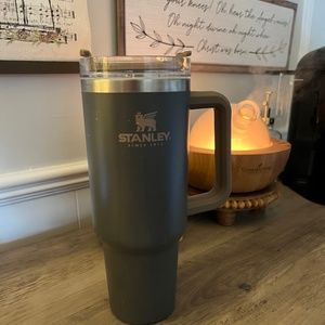 STANLEY ADVENTURE TUMBLER | 40 OZ